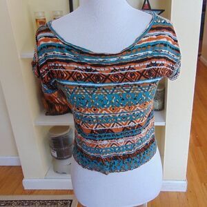 *437 C&S Geometric Print Crop Top